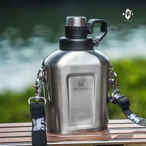 Bình nước The Legendary Classic Canteen Stanley 1.1QT/ 1L